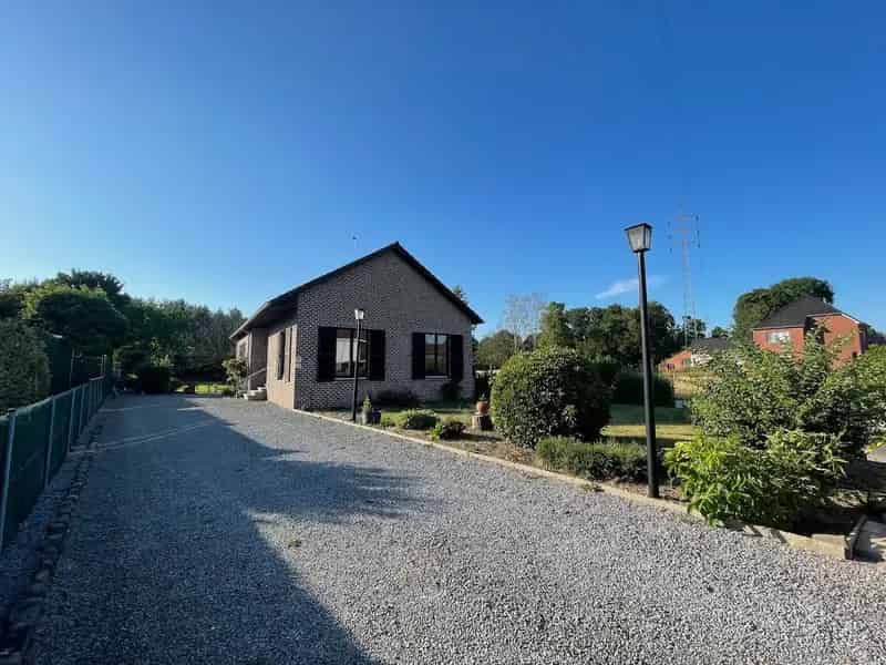 Huis te koop Genk Landelijke Stijl Ruime Tuin