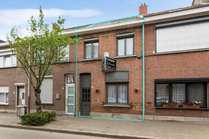 Rijwoning 4 slaapkamers ruime tuin Antwerpen