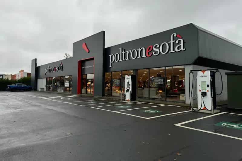 Multifunctioneel pand 1250 m²