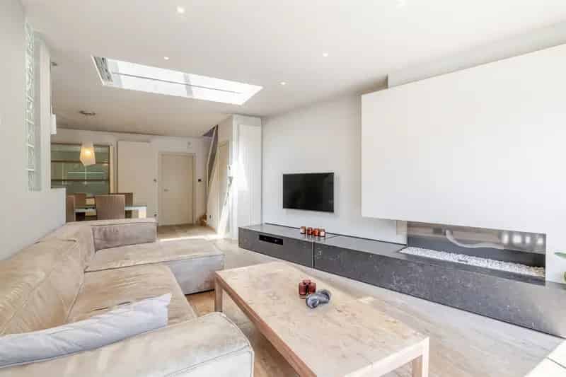 Ruime woning 3 slaapkamers zwembad Wetteren