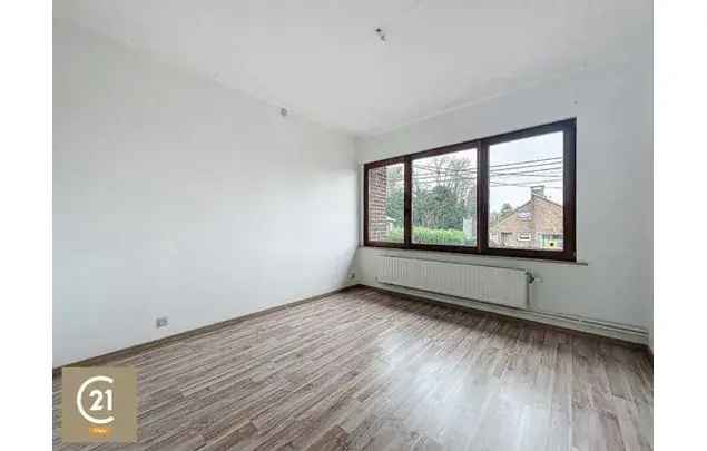 Huur 2 slaapkamer appartement van 70 m² in Charleroi