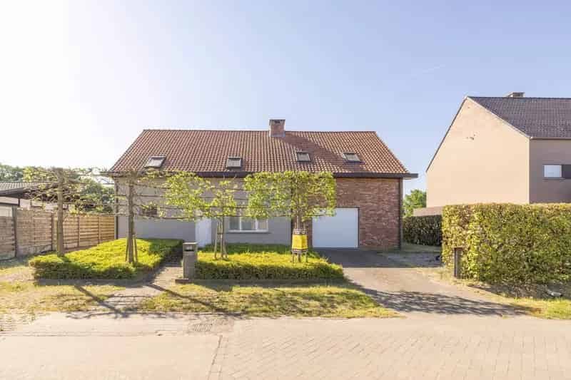 OB met 4 slpk, 2 bdk en mooie tuin I praktijkmogelijkheden