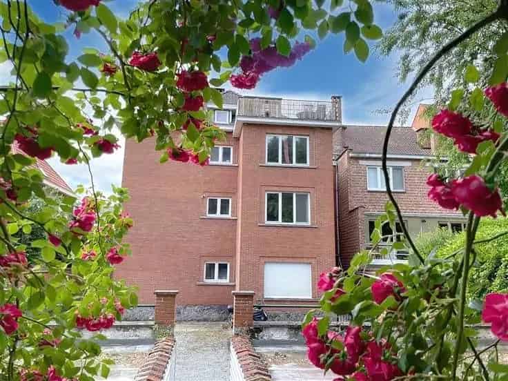 Penthouse te koop 100m2 3 slaapkamers privétuin