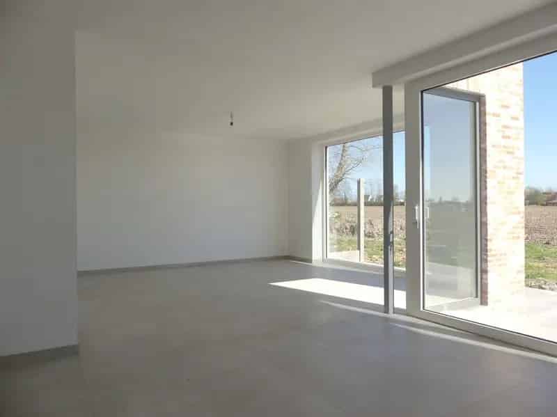 Halfopen Nieuwbouwwoning Zuidgericht Terras Tuin Garage