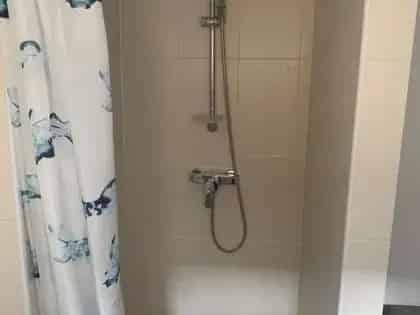 Gemeubileerd 6 Slaapkamer Appartement te Huur in Squares Brussel