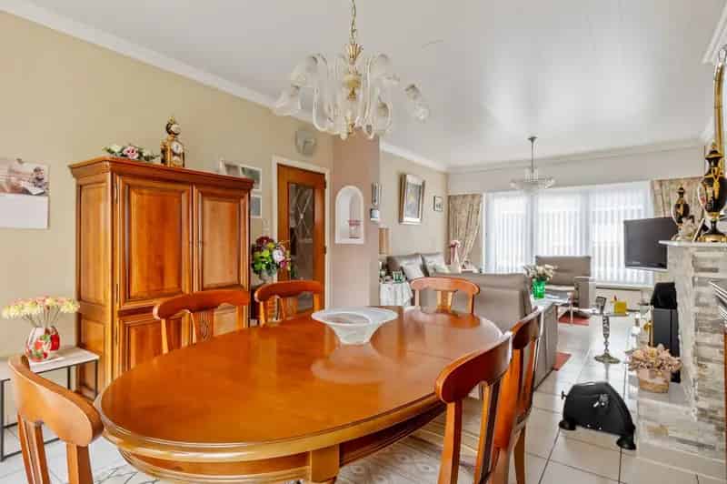 Gezinswoning 4 slaapkamers te Ekeren