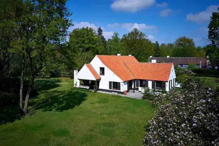 Villa te Koop Schilde Ruim Perceel 2 Bouwpercelen