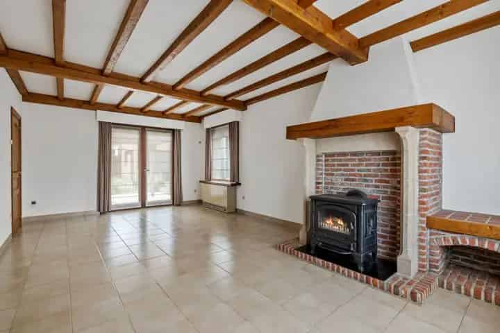 Huis te koop Merelbeke: Ruime en charmante halfopen bebouwing