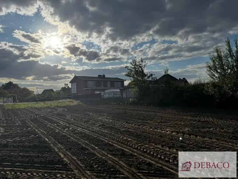 Bouwgrond te koop 572m² Open Bebouwing