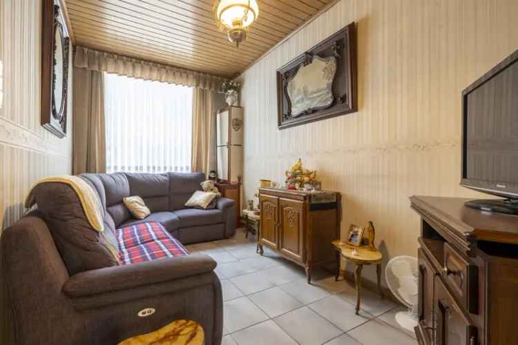 Te renoveren woning met 4 slaapkamers en stadstuin Gentbrugge