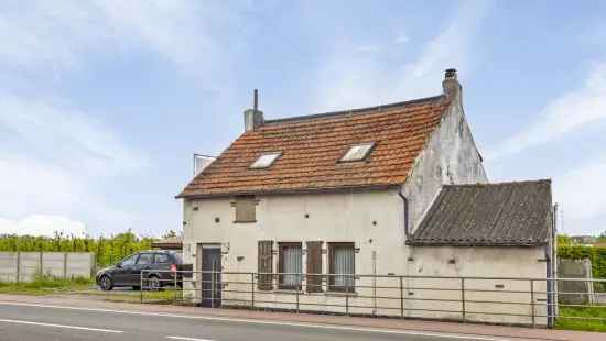 Te renoveren woning met 3 slks op 4a 27ca