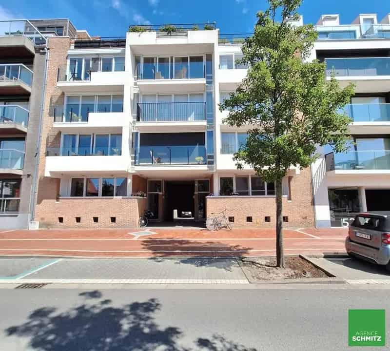 Garage te Koop Knokke Koningslaan - Overdekte Autostandplaatsen