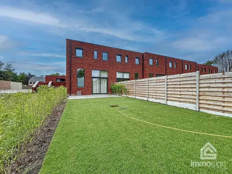 Huis te koop Hamont: Urban Loft 3 slaapkamers tuin warmtepomp