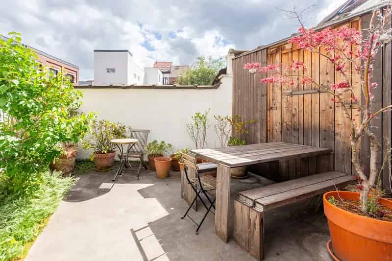 Huis te huur: Instapklaar gerenoveerd herenhuis met terras