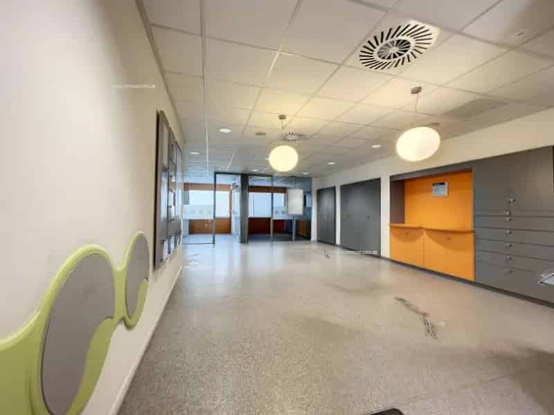 Handelspand te Huur Sint-Eloois-Vijve 135m²