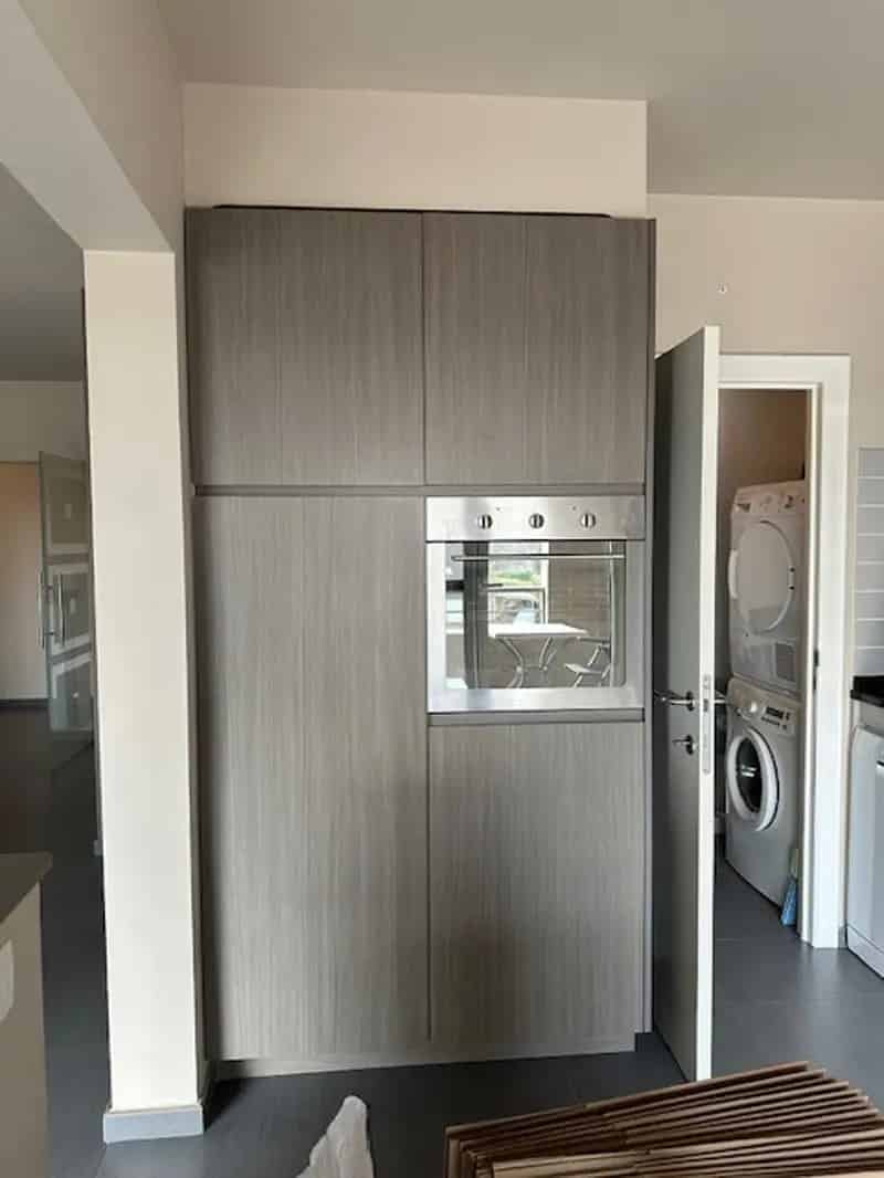 Ruim Hoekappartement te Huur met 2 slaapkamers en Garage