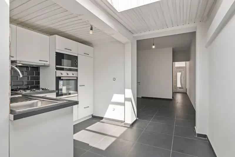 Vernieuwde woning 4 slaapkamers zonnig terras