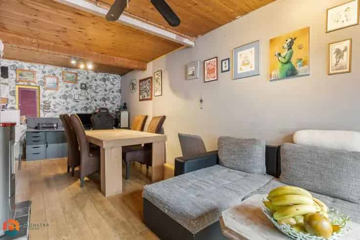Te renoveren woning 3 slaapkamers As