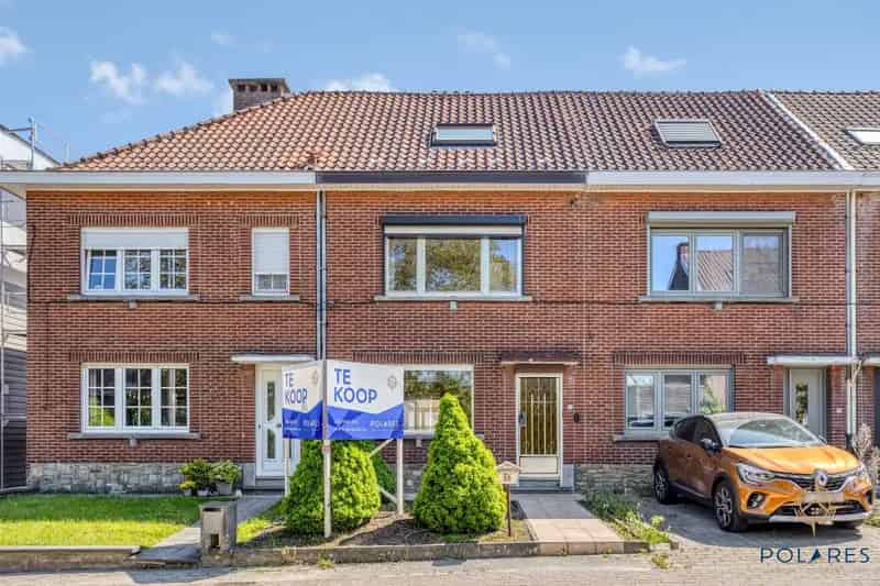 Te renoveren rijwoning Herent