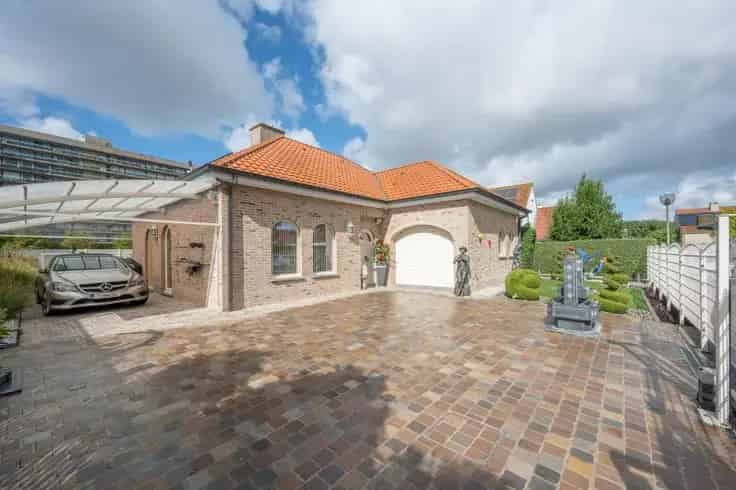 Huis Te Koop Knokke Heist 2 slaapkamers Tuin Carport