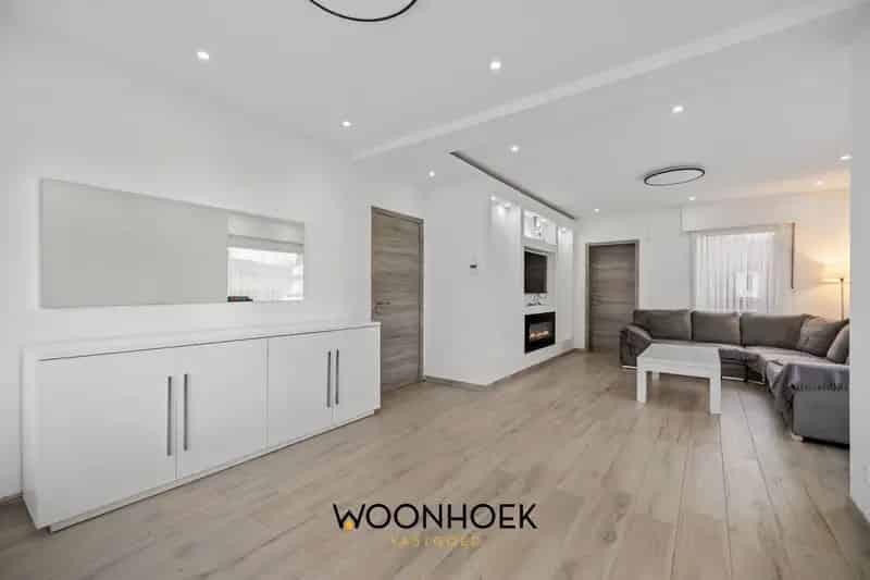 Gerenoveerde 3-slaapkamer woning Sint-Niklaas