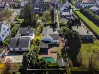 Villa te koop Waterloo - 2 slaapkamers, zwembad, tuin