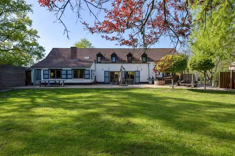 Charmante Hoeve 5808m2