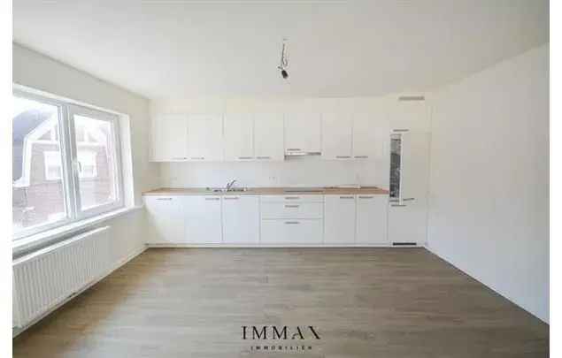 Huur 3 slaapkamer appartement van 140 m² in Bruges