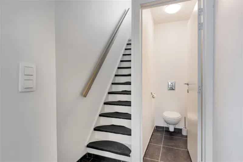 Gerenoveerde Rijwoning Beveren 2 slaapkamers