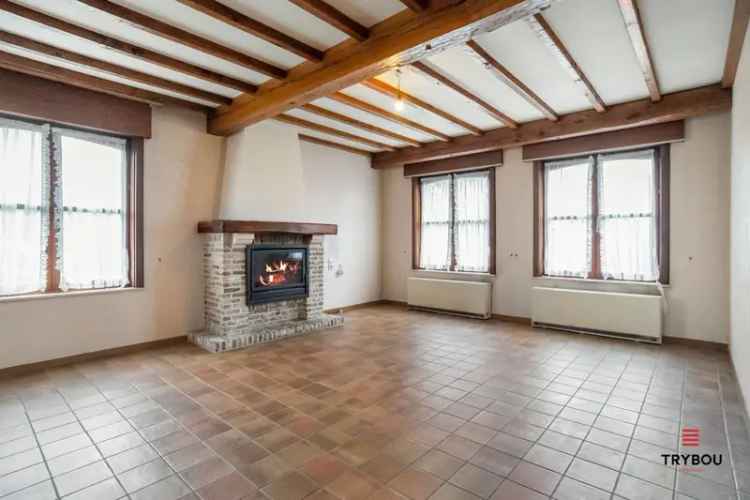 Statige villa te koop in centrum Houthulst