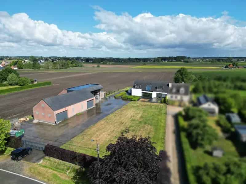 Huis te koop Oostwinkel: Villa met loods