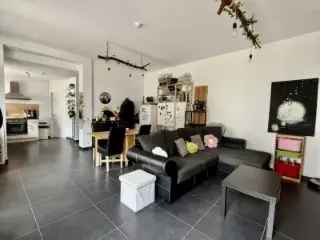 Duplex te Koop Fleurus - 3 slaapkamers, 2 terrassen, gerenoveerd