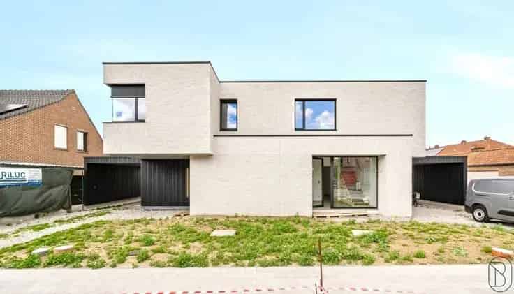 Nieuwbouw Huis Te Koop 3 Slaapkamers Carport Tuin