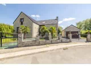 Villa te koop Tubize 289m2 zwembad 2013