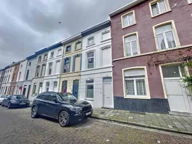 Huis te Huur Sint-Amandsberg Gerenoveerd