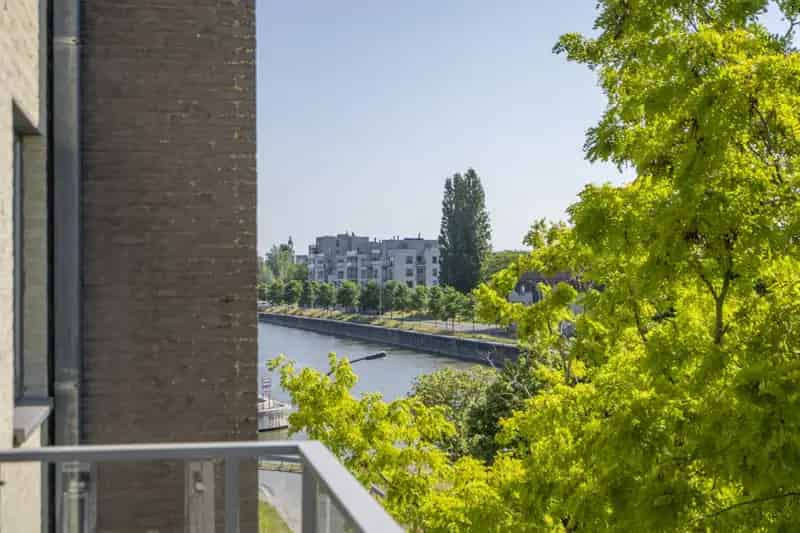 Appartement te koop Harelbeke: 2 slaapkamers, Leie-zicht