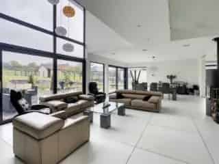 Villa te koop Moeskroen - Luxe residentie met zwembad en fitness