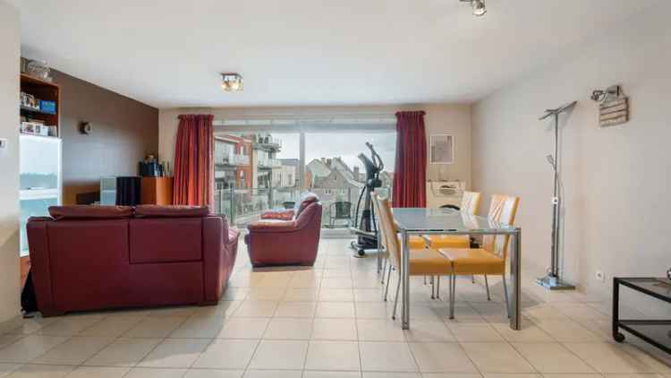 Appartement te koop Veurne: 2 slaapkamers, 2 terrassen, nabij centrum
