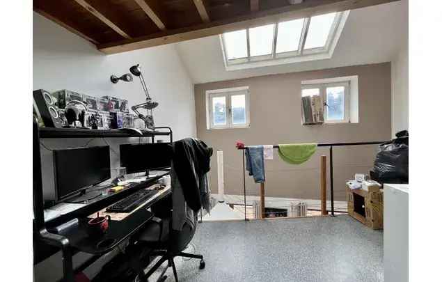 Huur 1 slaapkamer appartement van 70 m² in Namur