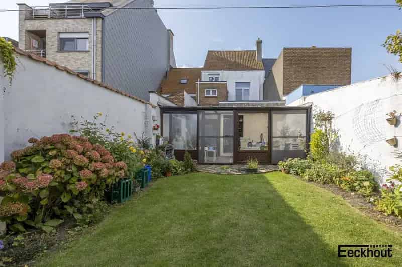 Ruime woning met tuin terras en 3 slaapkamers
