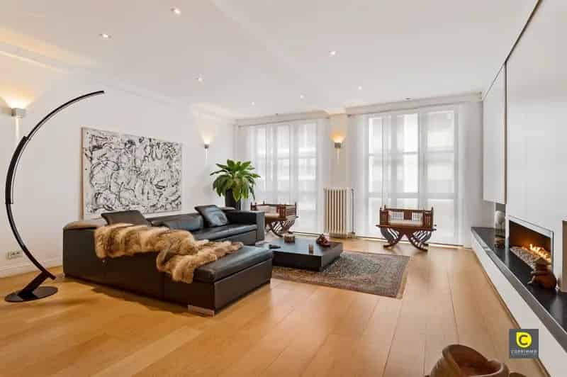 Luxueus 4 Slaapkamer Appartement Te Huur