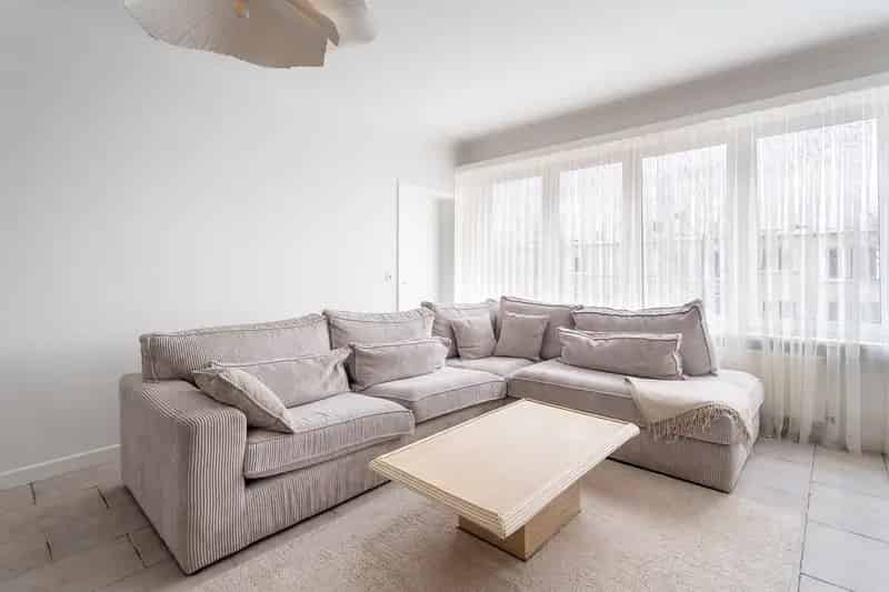 Gerenoveerd 2 Slaapkamer Appartement Nabij Park Den Brandt