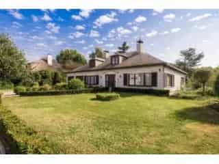 Villa te koop Mechelen - Ruime woning met tuin en garage
