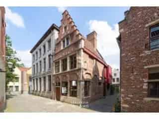 Handelspand Gent Patershol 161m2 Historisch Pand