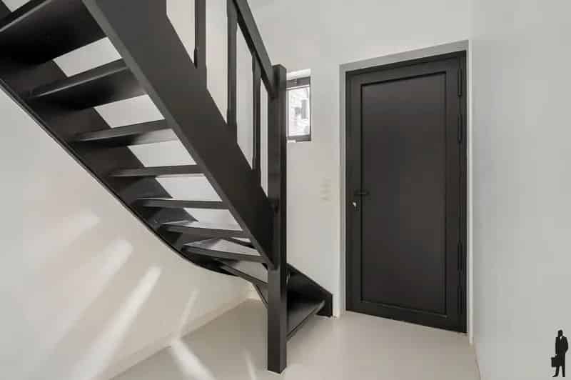Instapklare woning doodlopende straat