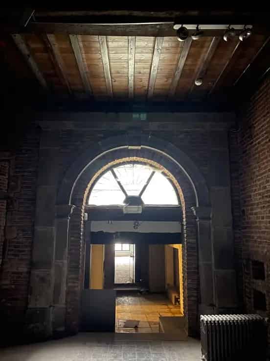 Appartement Te Koop 275m2 Brussel Toplocatie Renovatieproject
