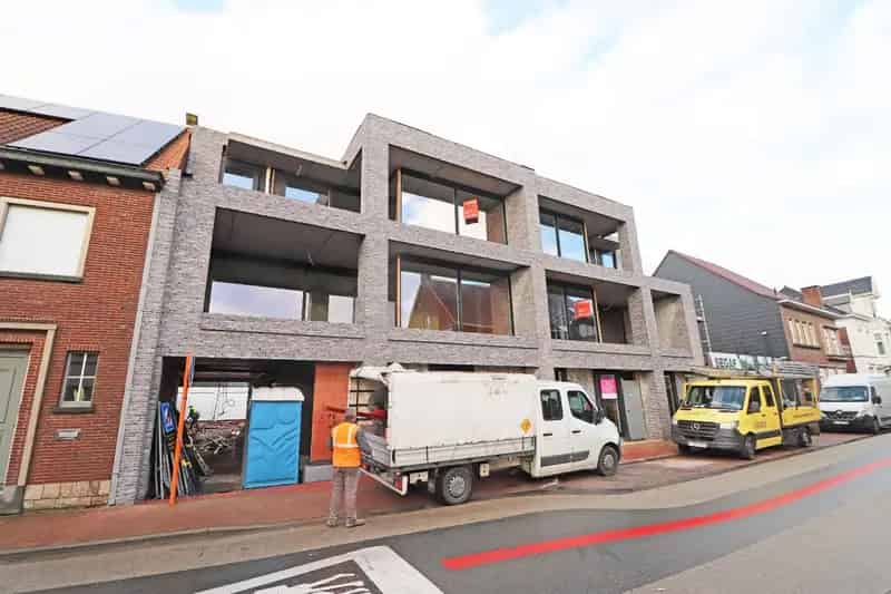 Appartement te Koop Kortemark: Modern Appartement met Zonneterras