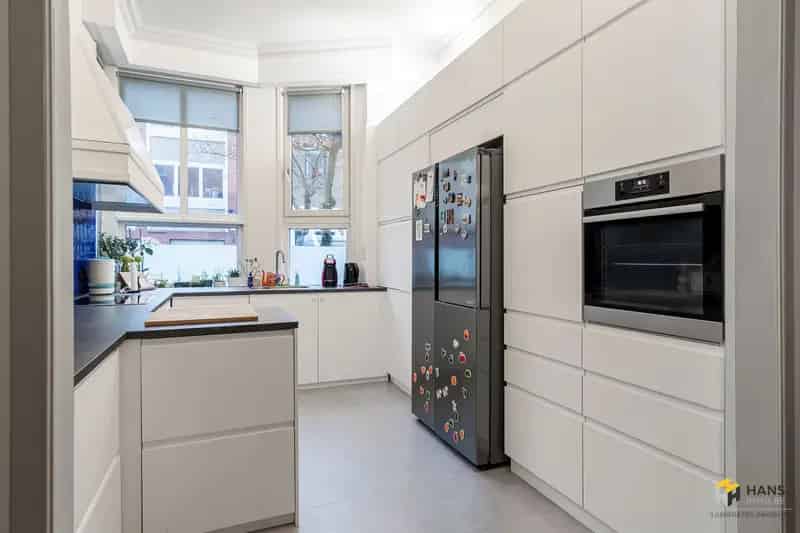Huis te koop Merksem 213m² 3 slaapkamers 2 badkamers