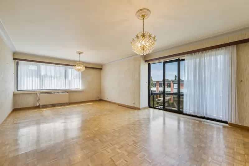 Appartement te huur 3 slaapkamers groene omgeving