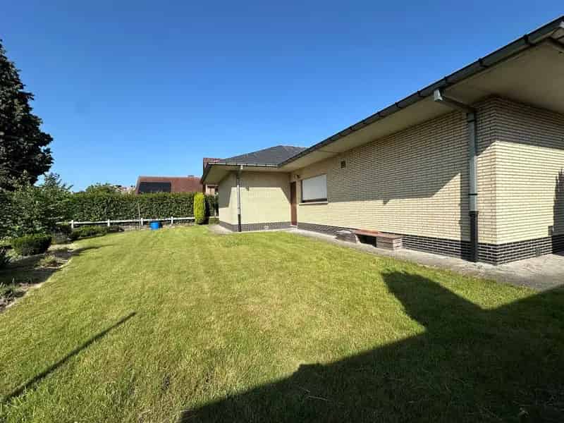 Solide woning nabij centrum Zottegem